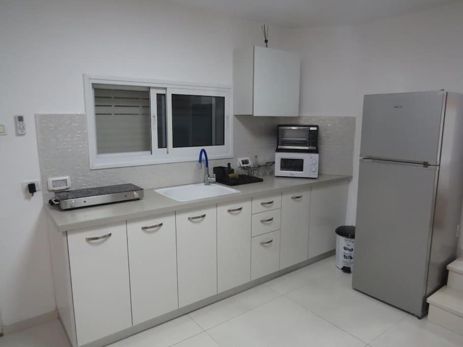 המקום ברותם Nahariya Exterior photo